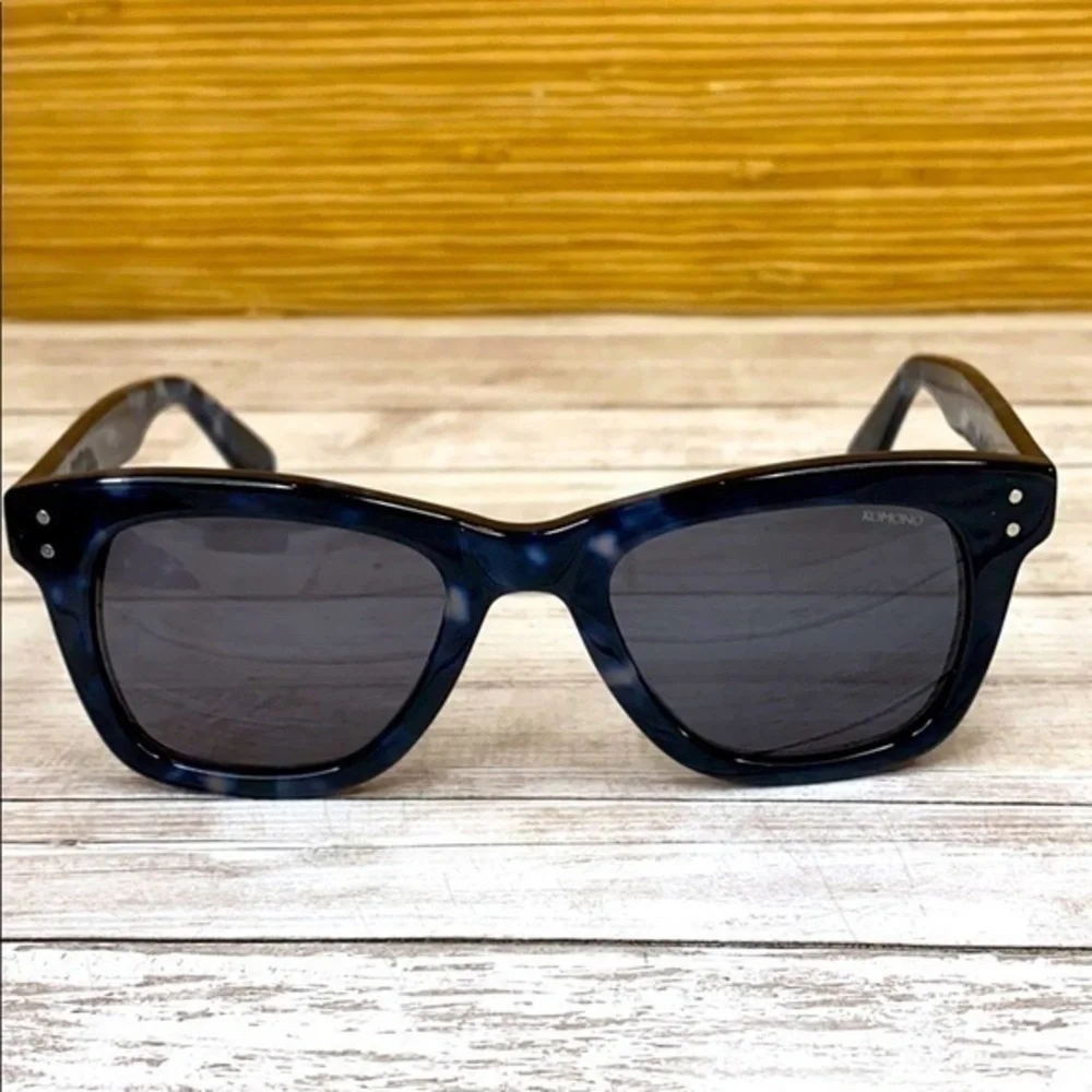 KOMONO The Allen Indigo Demi Sunglasses Blue Tortoise wayfarer UV400
